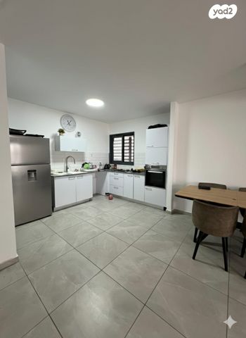 דירה, כרמי הנדיב, אחוזת רוטנר, קרית מלאכי