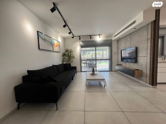 דירת גן, יוסקה יריב, רמות הרכס, באר שבע