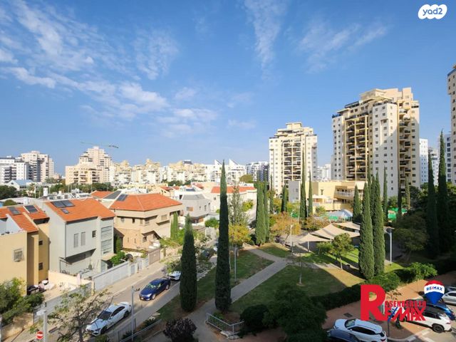 דירה, שמעון אבידן 18, קרית רבין, חולון