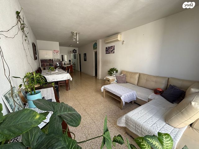 דירה, וולקני, נאות רחל, חולון