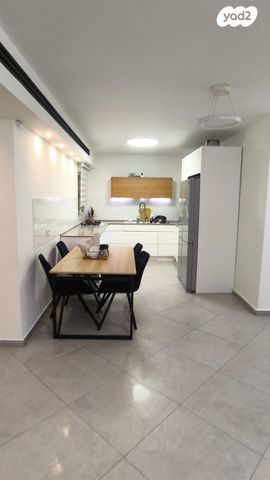 דירת גן, שמואל הנביא, הנביאים, מודיעין מכבים רעות