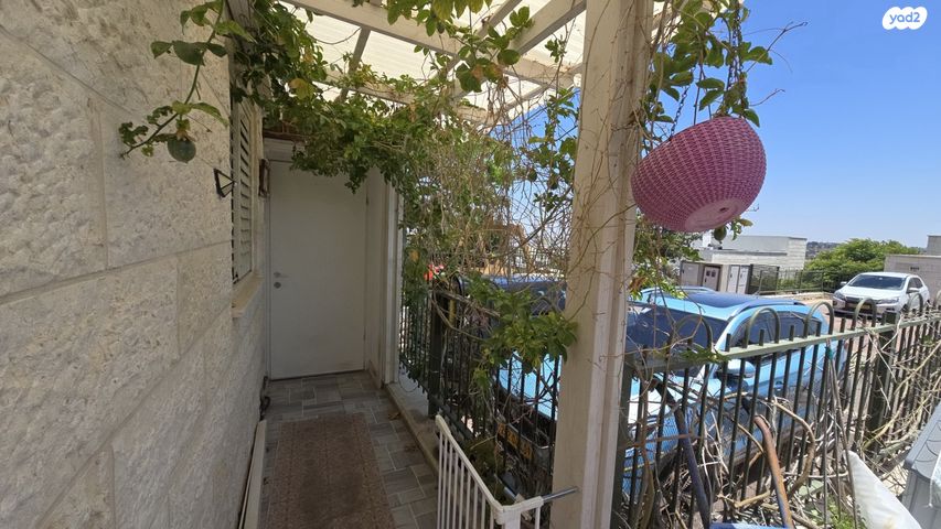 בית פרטי/ קוטג', שקד