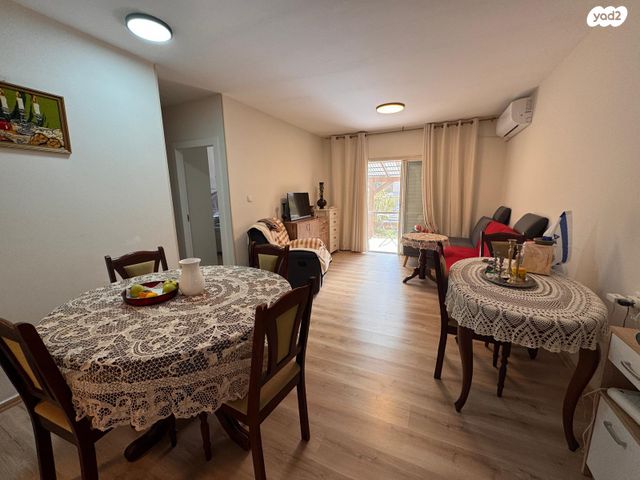 דירת גן, אריאל