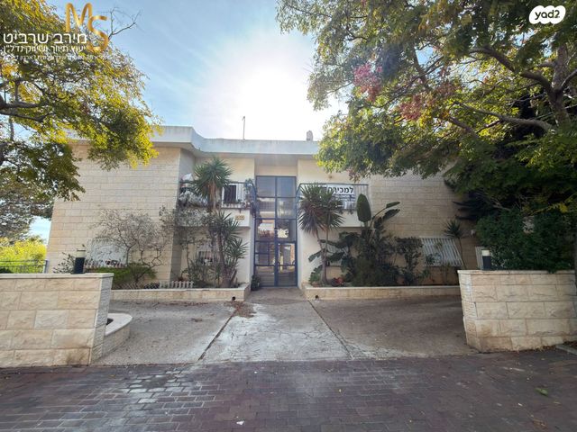 גג/ פנטהאוז, נורית, ורדיה, חיפה