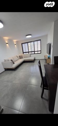 דירה, דוד צדוק, בן גוריון, חולון