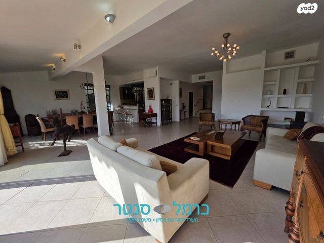 דו משפחתי, הוד הכרמל, דניה, חיפה