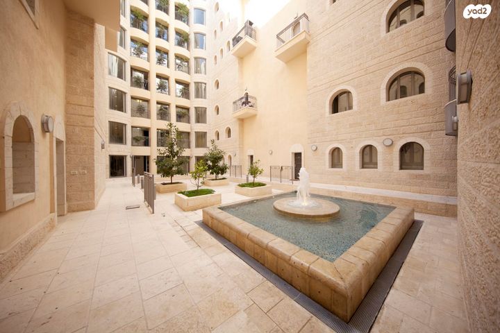 דירה, הרב קוק 7, מרכז העיר, ירושלים