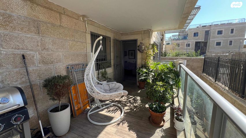 דירה, הארי טרומן, רמות, ירושלים