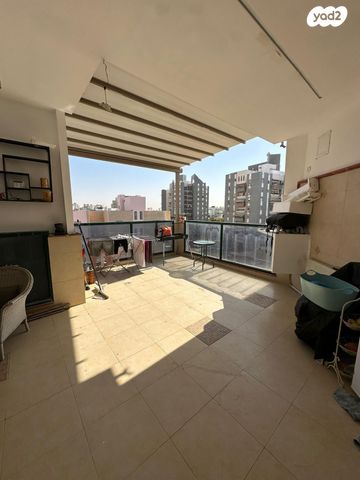 גג/ פנטהאוז, יהושע ייבין 17, נווה זאב, נאות אילן, באר שבע