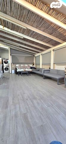 גג/ פנטהאוז, יוסף אהרונוביץ' 94, ג'סי כהן, חולון