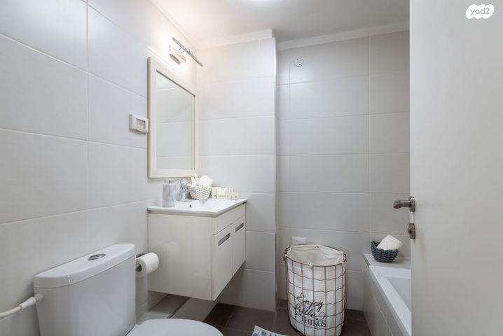 דירה, הרב קוק 7, מרכז העיר, ירושלים