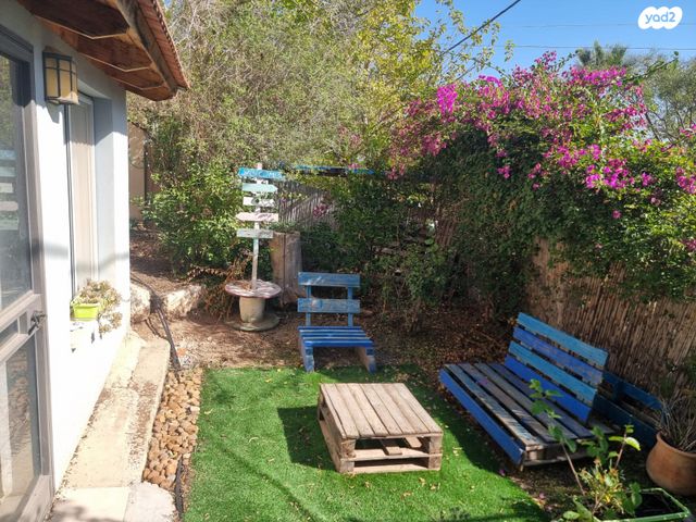 דו משפחתי, כרמים, שריגים