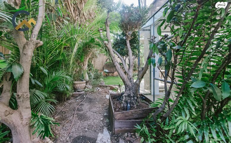 בית פרטי/ קוטג', מתחם 19 - 20 (מתחם הפרחים), הוד השרון