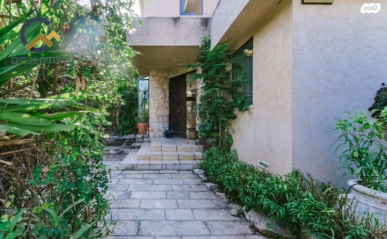 בית פרטי/ קוטג', מתחם 19 - 20 (מתחם הפרחים), הוד השרון