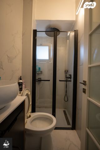 דירה, משה סנה 1, קרית שרת מזרח, חולון