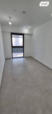 דירה, תוצרת הארץ 5, נחלת יצחק, תל אביב יפו