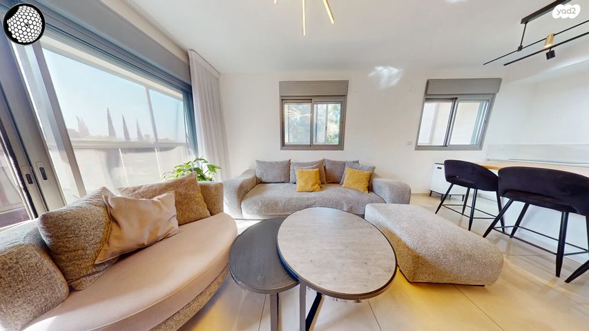 דירה, יצחק שמיר, גבעת הרקפות, קרית ביאליק