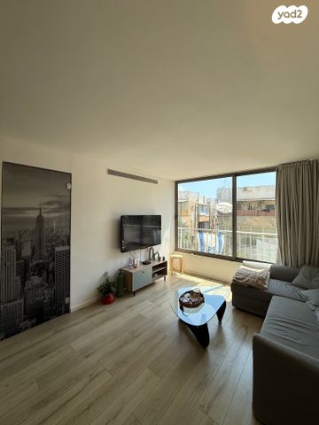 סמולנסקין 4