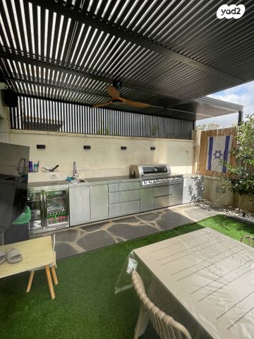 דירת גן, הדרים / כ"א, שוהם