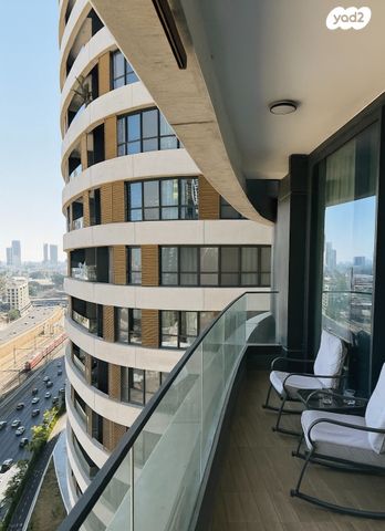 דירה, דרך מנחם בגין 160, מונטיפיורי, הרכבת, תל אביב יפו