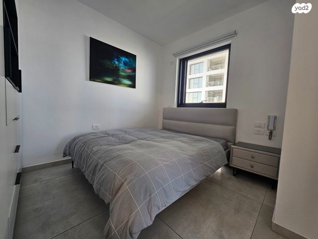 דירה, ליאונרדו דה וינצ'י 12, גני שרונה, קרית הממשלה, תל אביב יפו