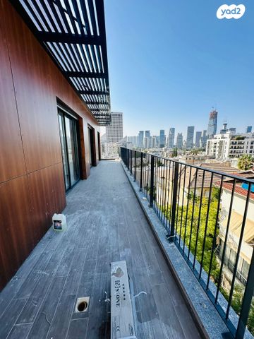 גג/ פנטהאוז, רחל, גבעת הרמבם, גבעתיים