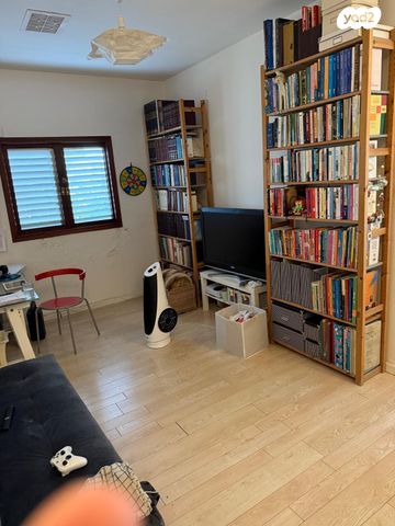 בית פרטי/ קוטג', לסטר/רבוצקי, רעננה