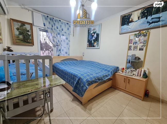 דירה, מעלה אדומים