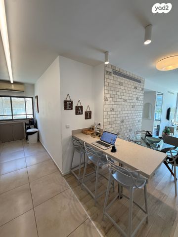 דירה, סמולנסקין 4, הצפון הישן - דרום, תל אביב יפו