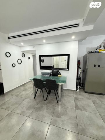 דירה, יגאל אלון 4, המרכז האזרחי, רמלה