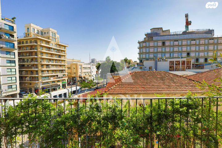 דירה, דוד רזיאל, צפון יפו, המושבה האמריקאית-גרמנית, תל אביב יפו