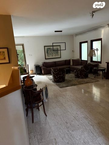 בית פרטי/ קוטג', לסטר/רבוצקי, רעננה