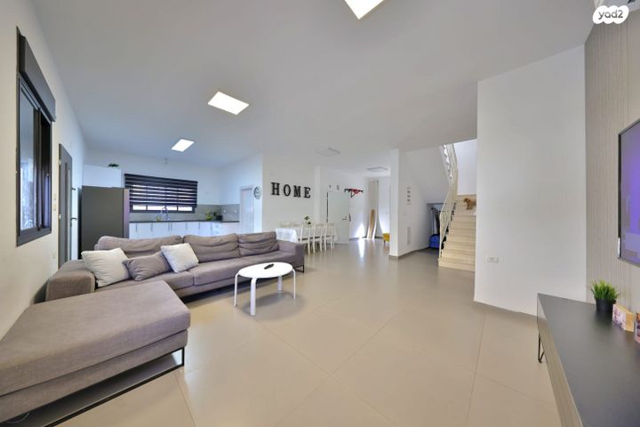 בית פרטי/ קוטג', הרב יחיא צלח 6, קרית אתא