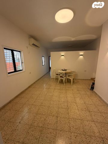 דירה, הפלמ"ח, הל"ה, גבעתיים