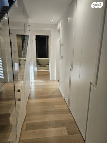 גג/ פנטהאוז, שמבור, חיפה