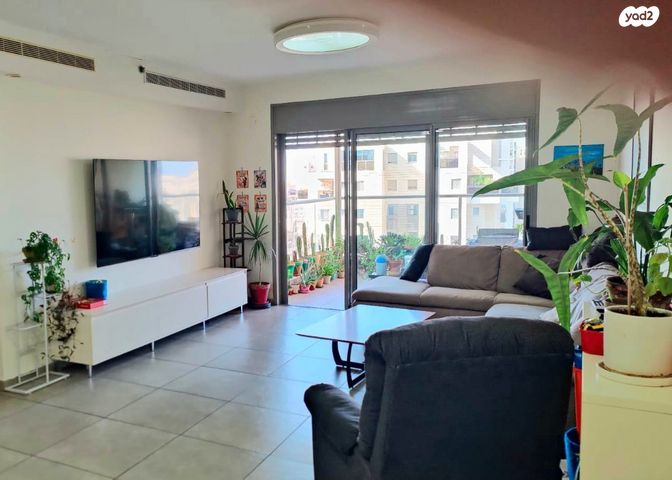 דירה, פתח תקווה