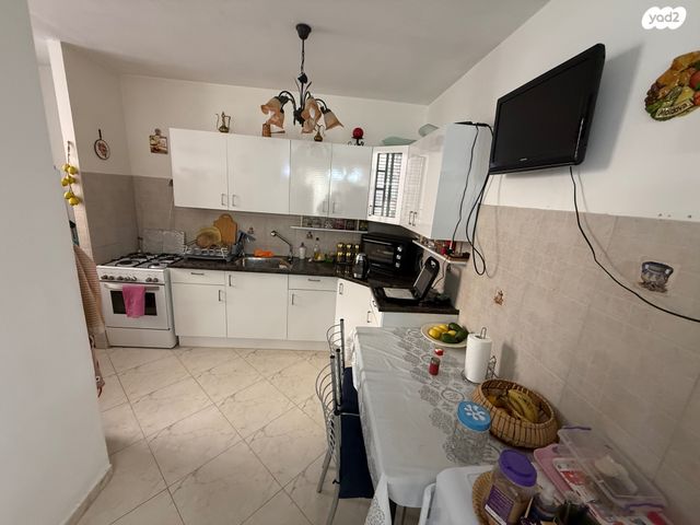 דירה, רסקו א', חולון