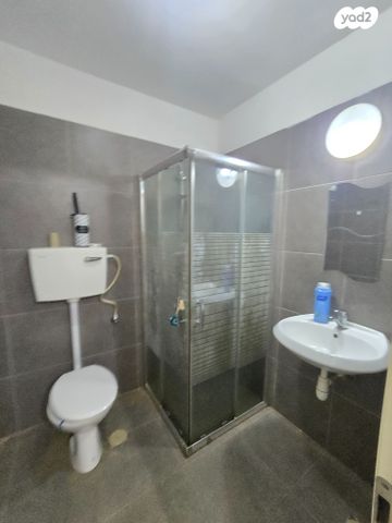 דירה, יצחק רגר, שכונה ד', באר שבע