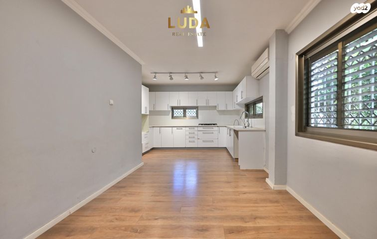 בית פרטי/ קוטג', שיכון דן, נווה דן, תל אביב יפו