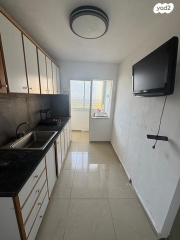 דירה, גיורא 24, צור שלום, קרית ביאליק