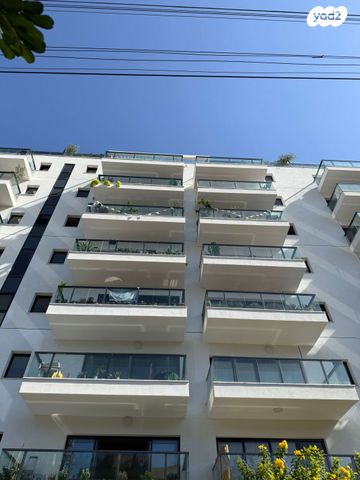 דירת גן, תל אביב יפו