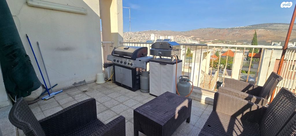 דירה, שדמה, הגליל, כרמיאל