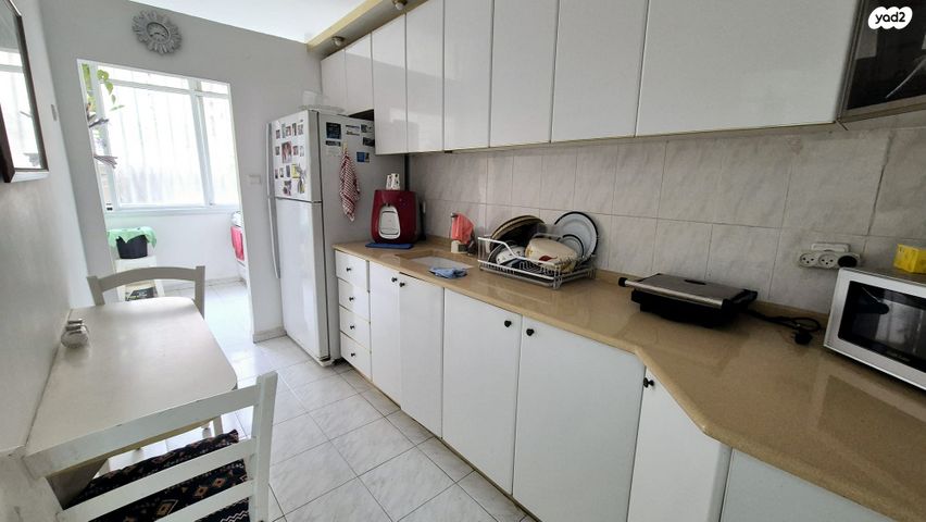 דירה, ארלוזורוב 24, הגבול רוטשילד, בת ים