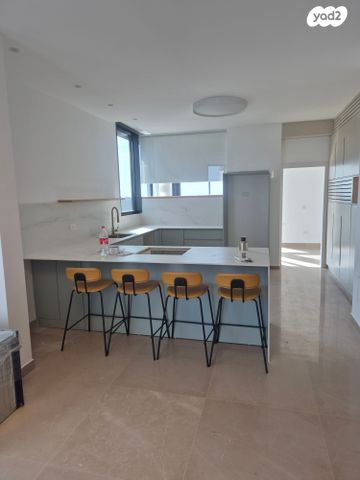 דירה, שדרות הנשיא 99, רמת התשבי, חיפה