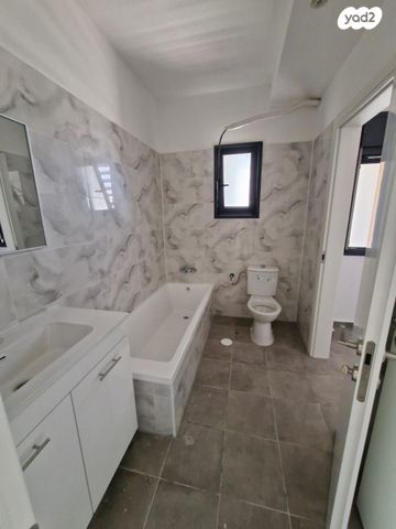 דירה, מאיר הר ציון 9, הרובע המערבי, לוד