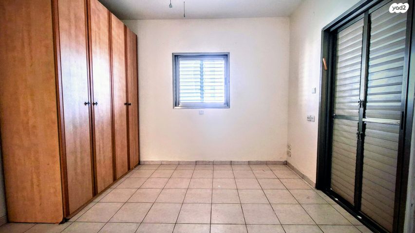 דירה, אהרון כצנלסון, נווה גן, פתח תקווה