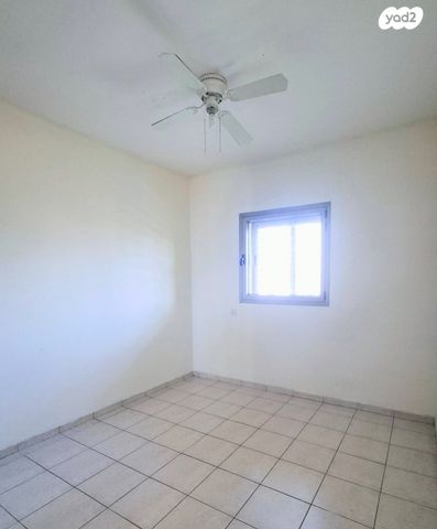 דירה, אהרון כצנלסון, נווה גן, פתח תקווה