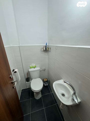 דירה, הרב אבא אבוחצירה, שדרות בפארק, שדרות