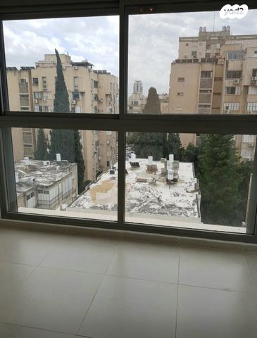 דירה, יוסף קארו, נווה רם, שיכון מזרחי, רמת גן