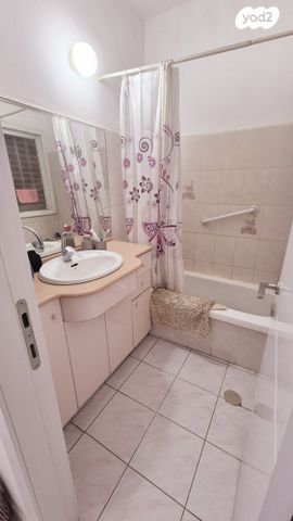 דירה, ארלוזורוב 24, הגבול רוטשילד, בת ים